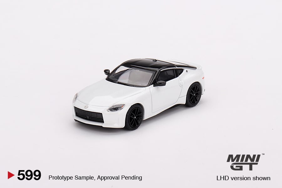 MINI GT No.599 Nissan Z Performance 2023 Everest White LHD MGT00599